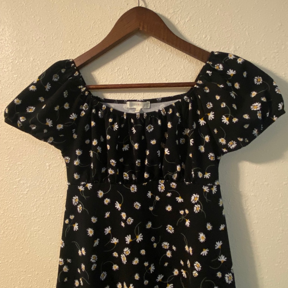 Women’s dress